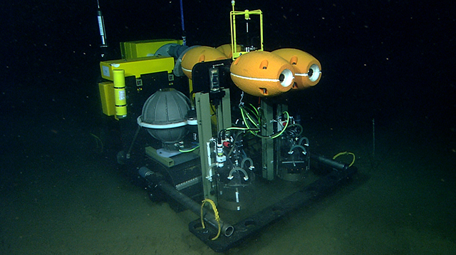 Robot Benthic Rover II có thể hoạt động dưới biển sâu 6.000m