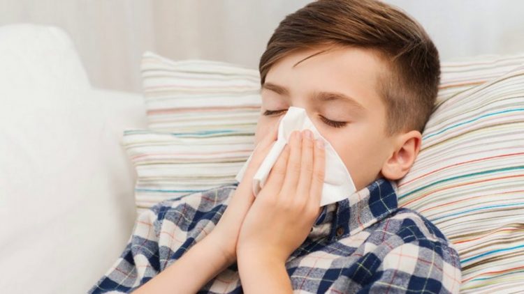 Bệnh cúm dễ tấn công trẻ em và người lớn tuổi, để lại di chứng nặng nề